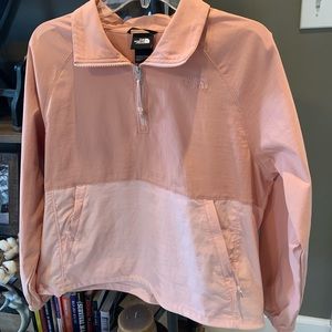 Women’s M Pink The North Face rain pullover
